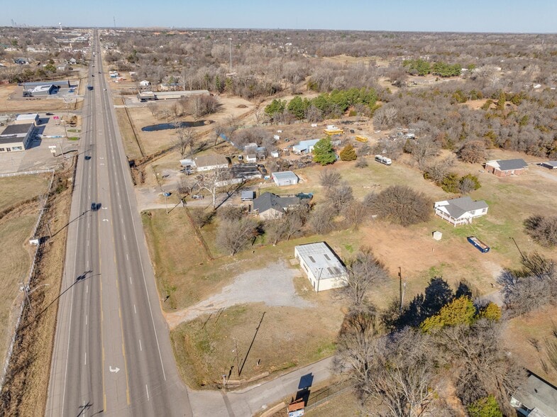 More Photos Of 12373 NE 23rd St, Choctaw Warehouse For Sale