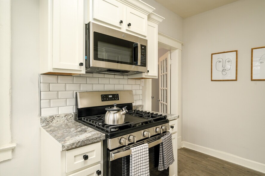 More Photos Of 60 N Willett St, Memphis Apartments For Sale