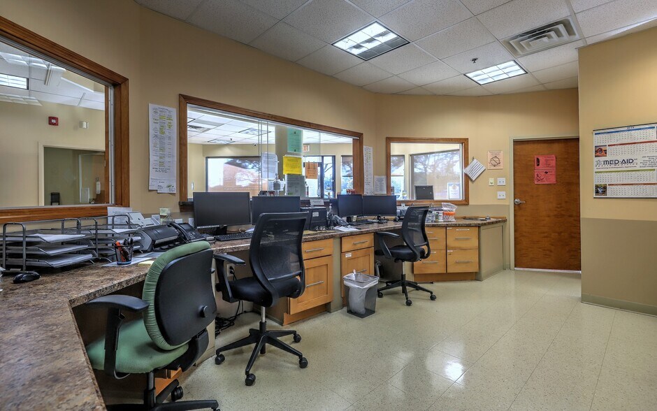 More Photos Of 236 Boston Post Rd, Orange Medical For Lease