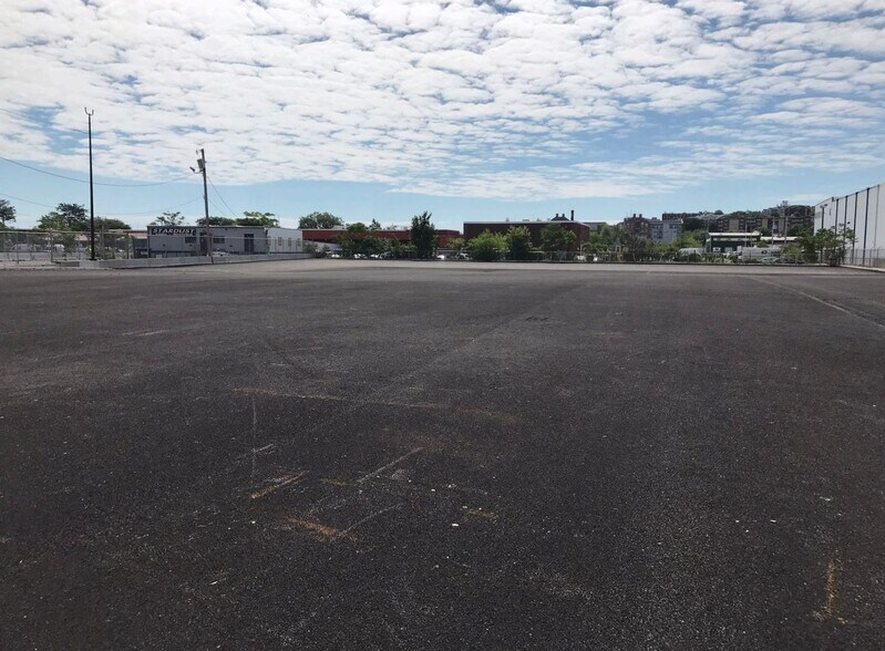 More Photos Of 217 Beacham St, Chelsea Land For Lease
