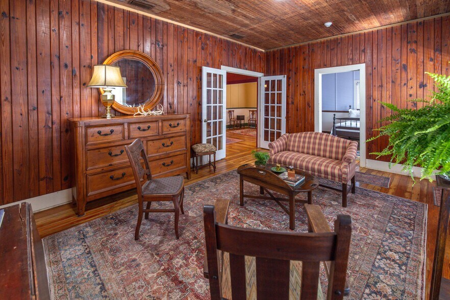 More Photos Of 86 Masters Dr, Saint Augustine Office For Sale