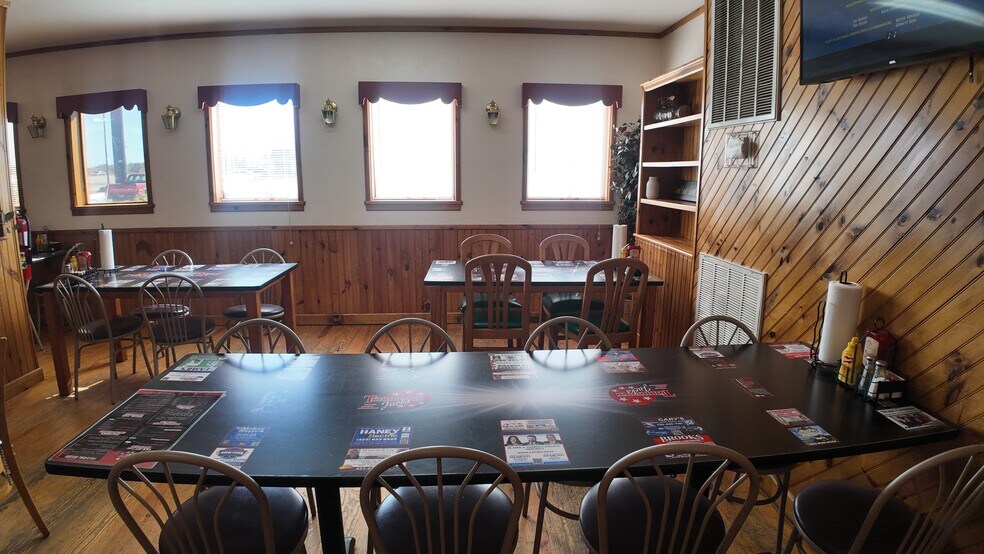 More Photos Of 6335 W Andrew Johnson Hwy, Greeneville Restaurant For Sale