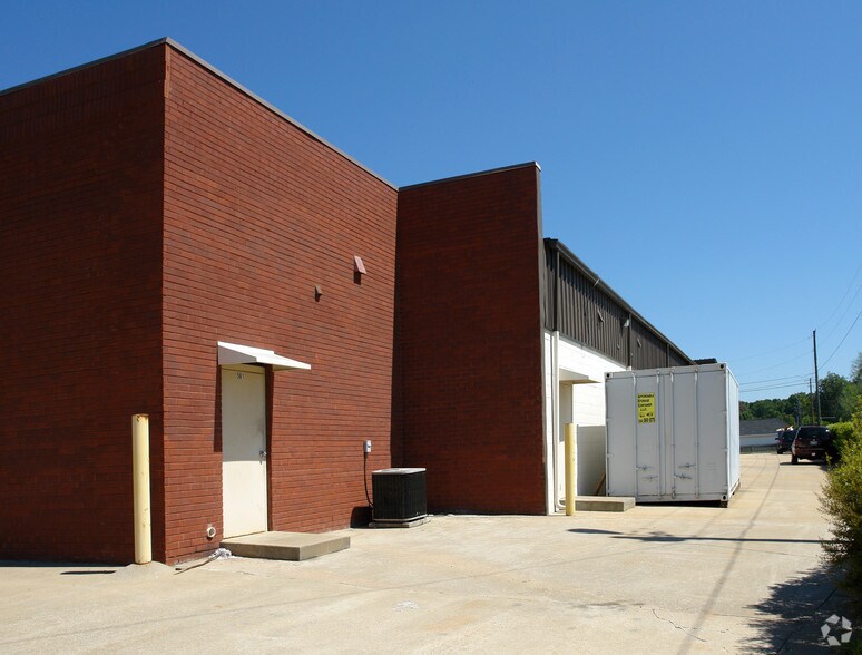 More Photos Of 561-589 McQueen Smith Rd S, Prattville Unknown For Lease