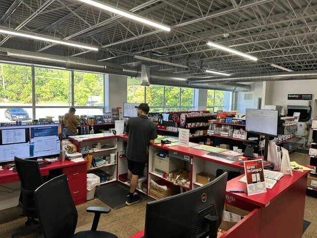 Primary Photo Of 2550 Wabash Ave, Saint Paul Warehouse For Lease