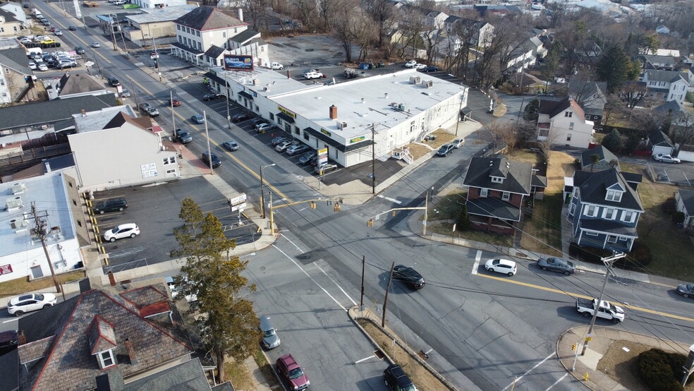 More Photos Of 1710-1728 Butler St, Easton Storefront For Lease