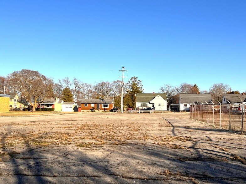 More Photos Of 610 Cuyler St, Cheboygan Lodge Meeting Hall For Lease