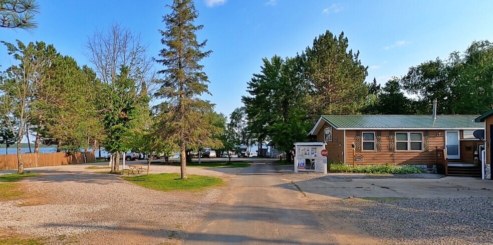 More Photos Of E24885 Misery Bay Rd, Watersmeet Hospitality For Sale