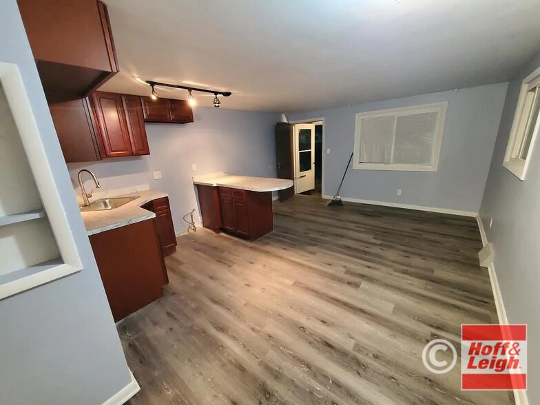 More Photos Of 340 Oak St, Wadsworth Multifamily For Sale