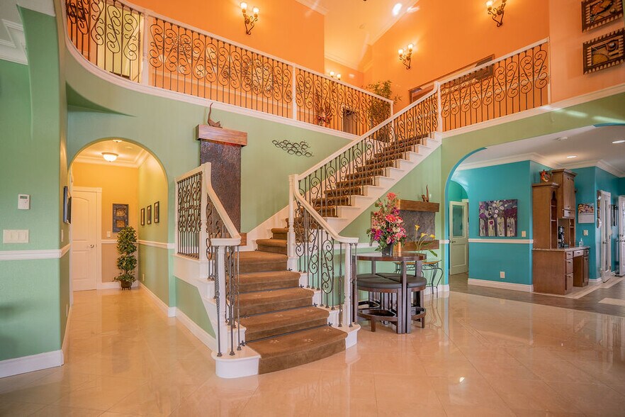 More Photos Of 455 Division St, Fairbanks Specialty For Sale