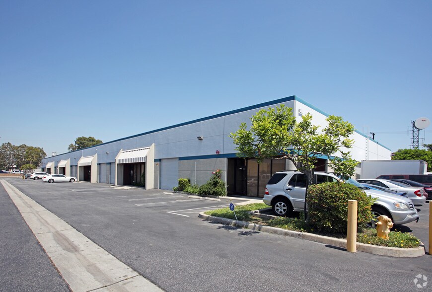 Primary Photo Of 7250 Bandini Blvd, Commerce Warehouse For Lease