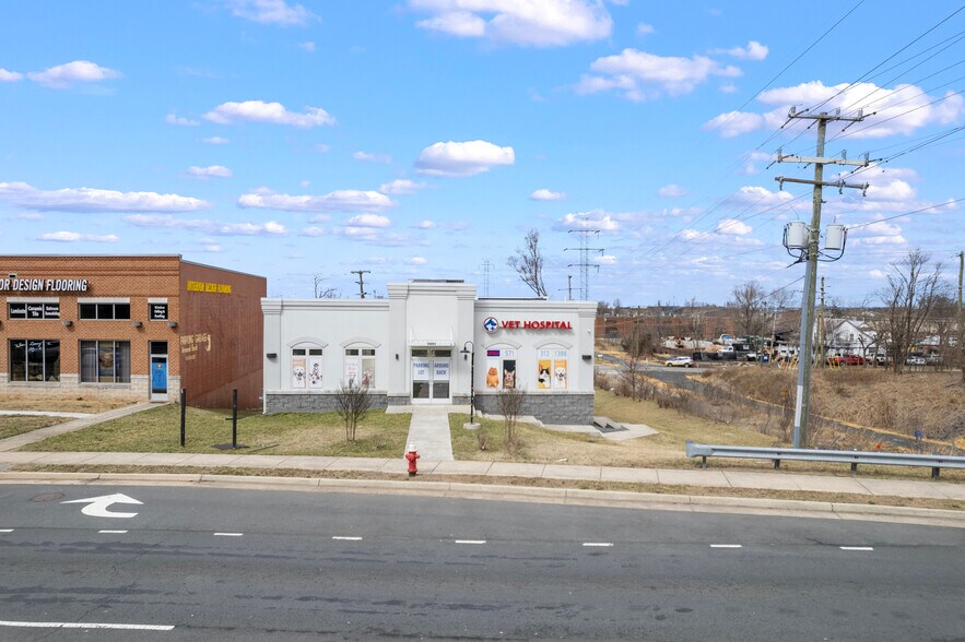 More Photos Of 45441 Ruritan Cir, Sterling Medical For Lease