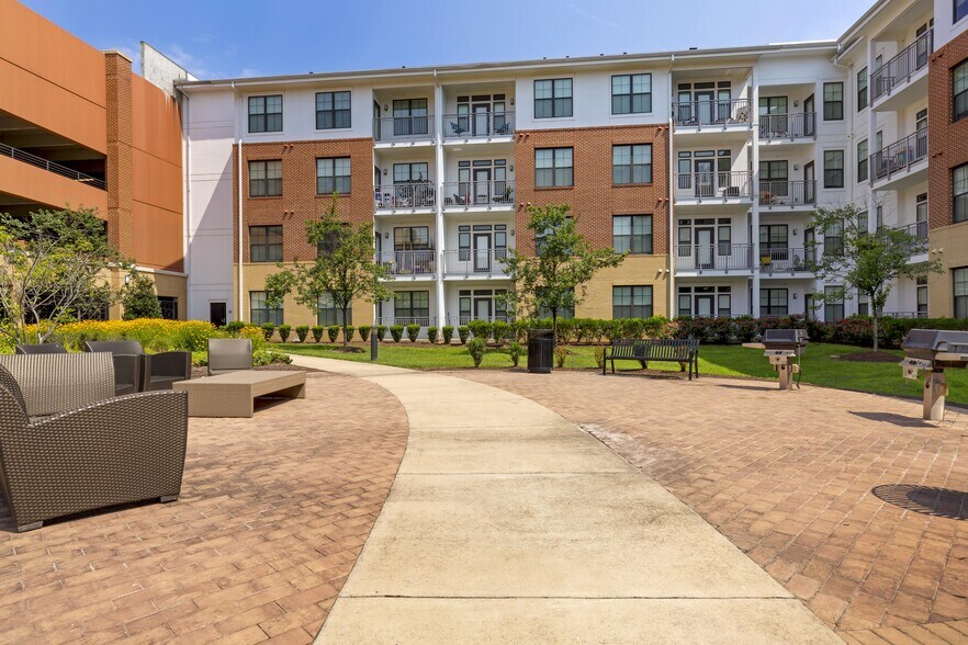 More Photos Of 9300 Lottsford Rd, Largo Apartments For Lease