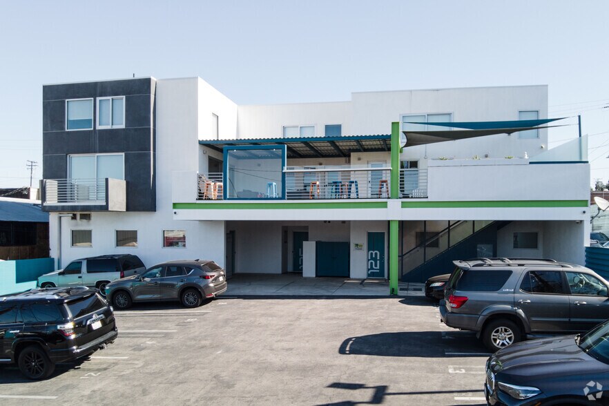 More Photos Of 123-127 Lomita St, El Segundo Loft Creative Space For Sale