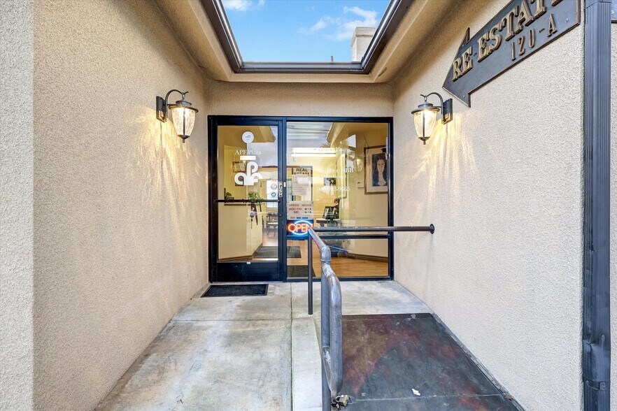 More Photos Of 120 S San Antonio Ave, Ontario Medical For Lease