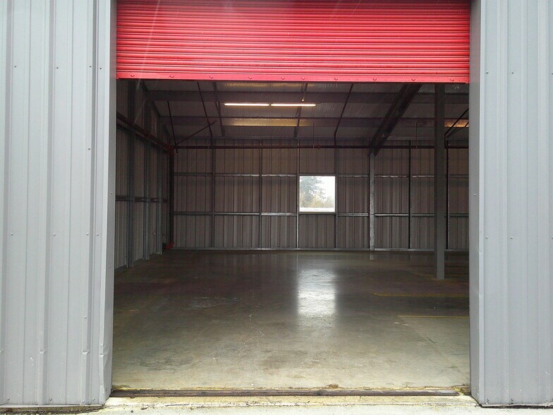 More Photos Of 5820 NE Eighth Ct, Vancouver Self Storage For Lease