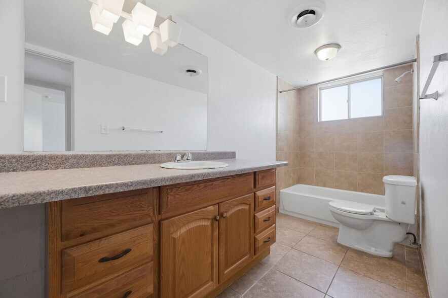 More Photos Of 1123 E Sierra Vista Dr, Phoenix Apartments For Sale