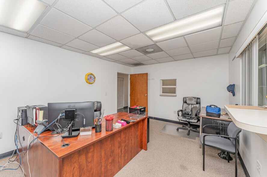 More Photos Of 2105 S Dock St, Palmetto Food Processing For Sale