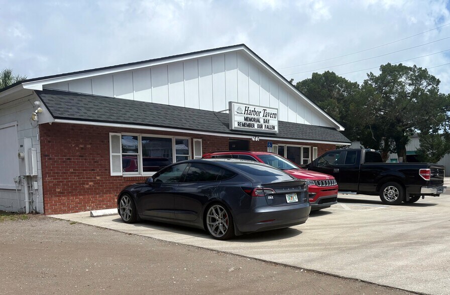 Primary Photo Of 160 Mayport Rd, Atlantic Beach Bar For Sale