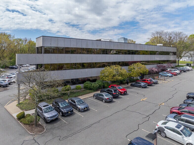 More Photos Of 1135 Broad St, Clifton Medical For Lease