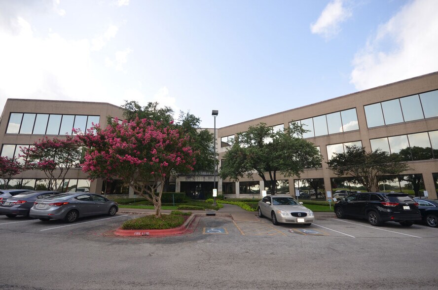 Primary Photo Of 6633 Hwy 290 E, Austin Office For Lease