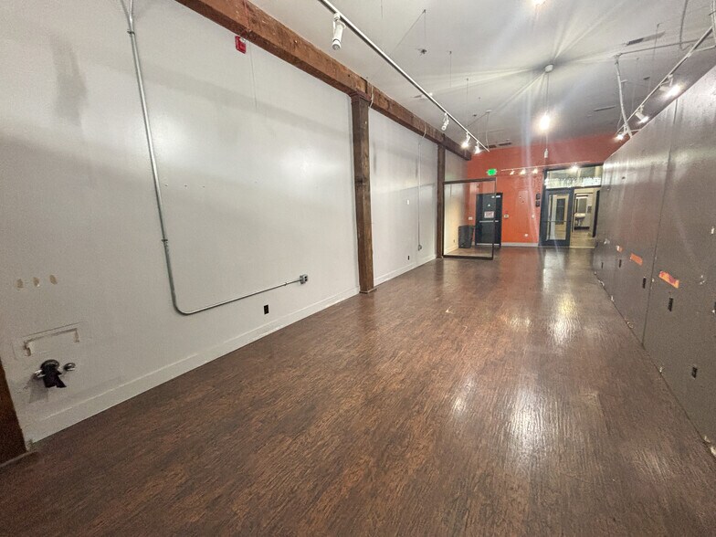 More Photos Of 255 Liberty St NE, Salem Office For Lease