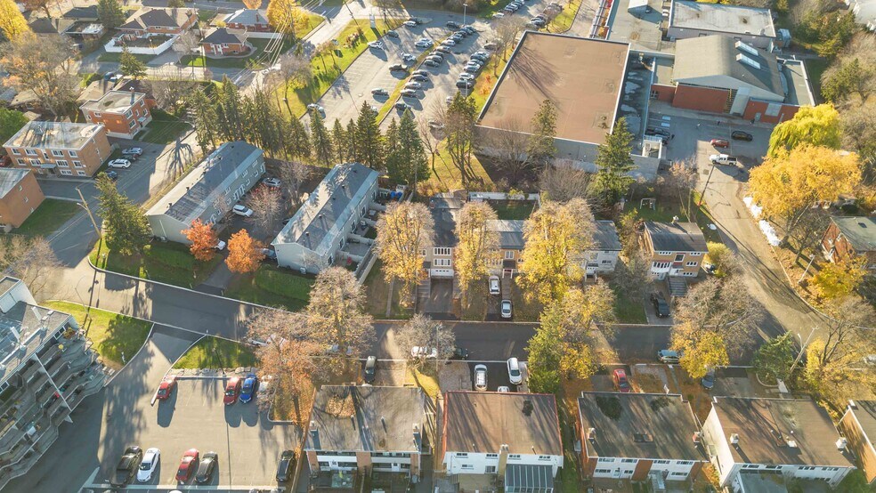 More Photos Of 732 Morin St, Ottawa Apartments For Sale