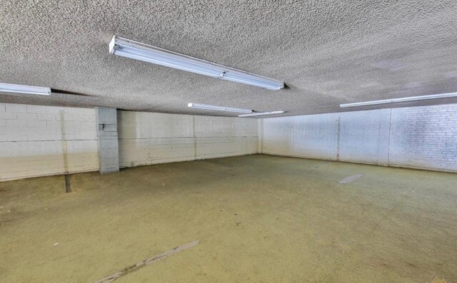 More Photos Of 2407 Chester Ave, Bakersfield Freestanding For Sale