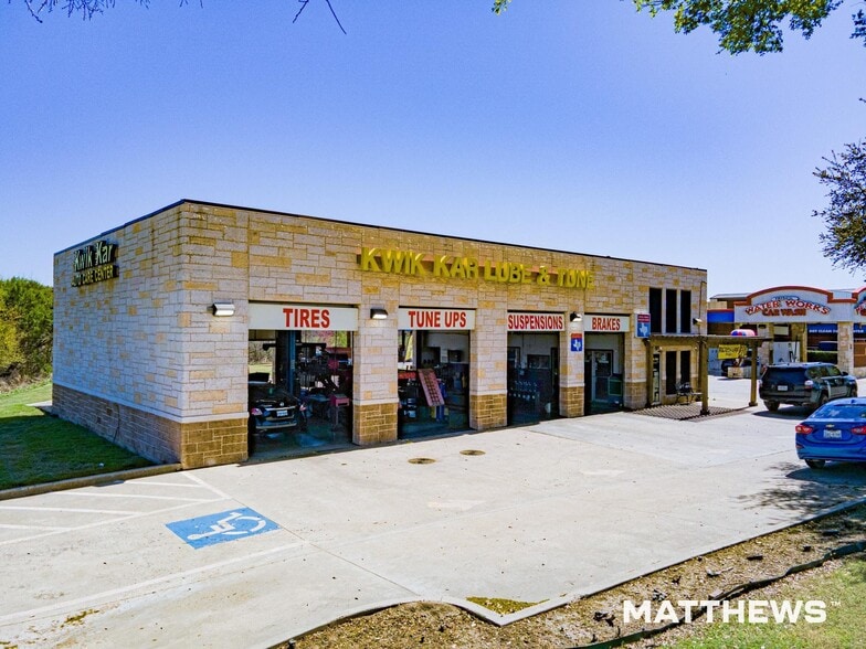 Primary Photo Of 6614 Preston Rd, Frisco Auto Repair For Sale