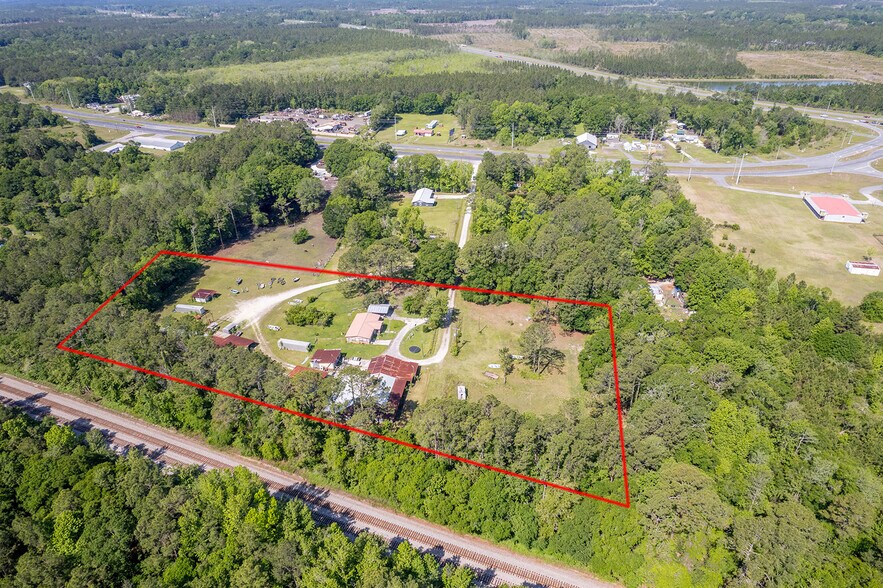 More Photos Of 2856 NE 187th St, Starke Manufacturing For Sale