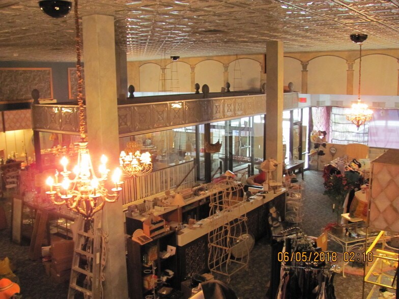 More Photos Of 800 La Salle St, Ottawa Office For Lease