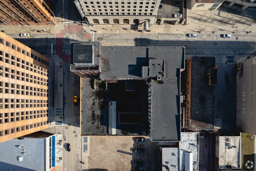 More Photos Of 243 N Huron St, Toledo Medical For Lease