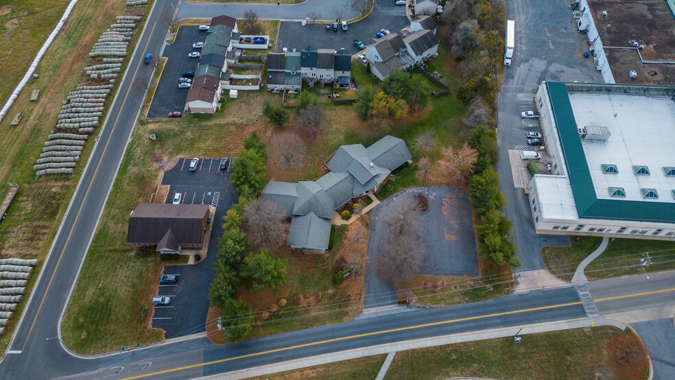 More Photos Of 218 Mill Rd, Woodstock Congregate Senior Housing For Sale