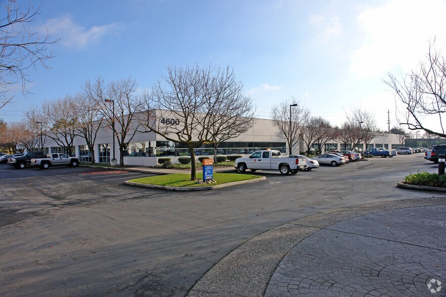More Photos Of 4630 Northgate Blvd, Sacramento Unknown For Lease