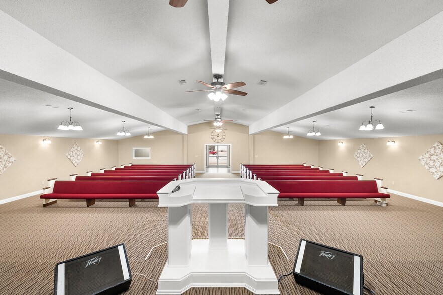 More Photos Of 1306 W Cameron Ave, Rockdale Religious Facility For Sale