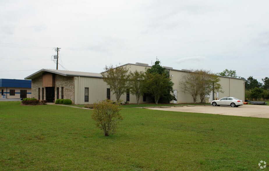 More Photos Of 9699 Spanish Fort Blvd, Spanish Fort Warehouse For Lease