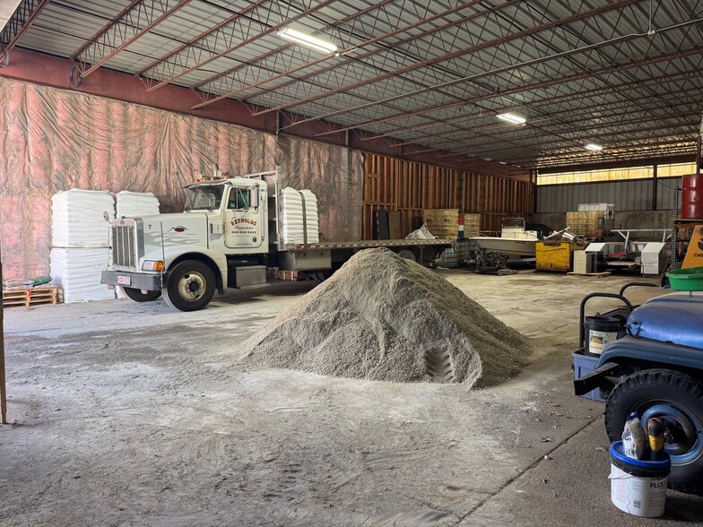 More Photos Of 930 Main St, Acton Warehouse For Lease