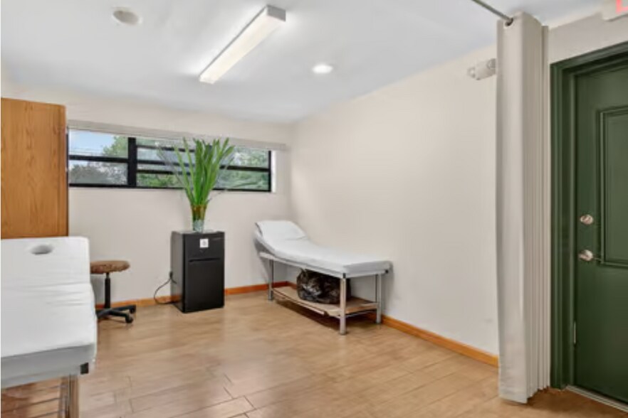 More Photos Of 1624 E Atlantic Blvd, Pompano Beach Medical For Sale