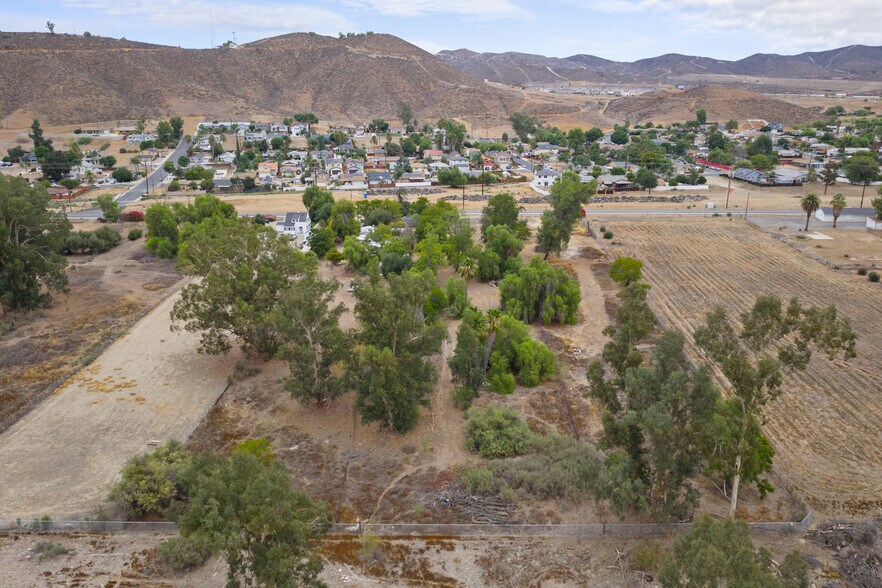 More Photos Of 816-880 E Lakeshore Dr, Lake Elsinore Land For Sale