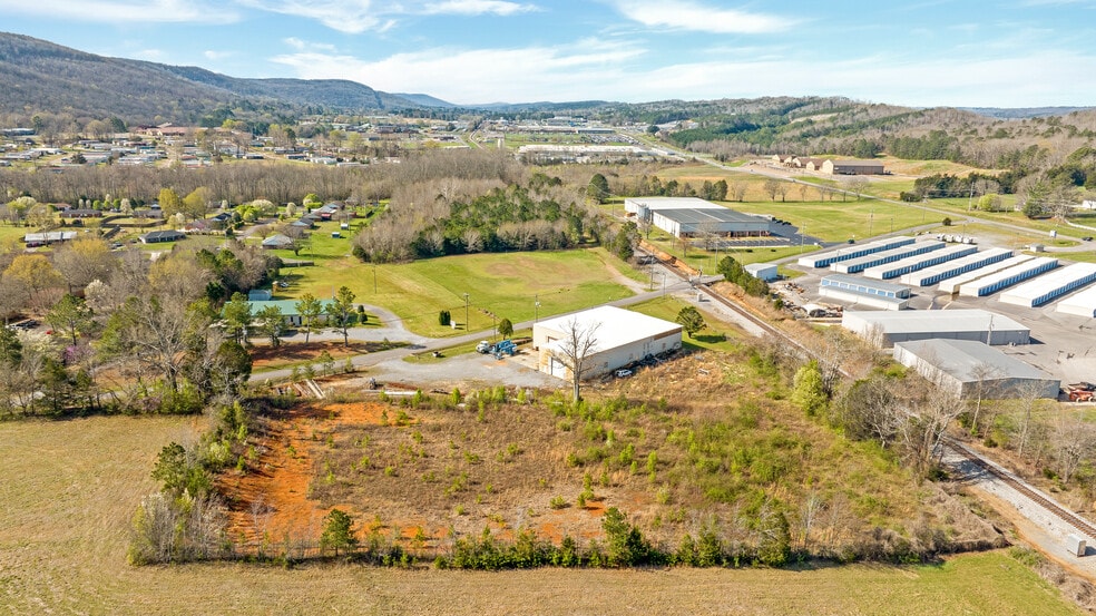 More Photos Of 221 55th St NE, Fort Payne Manufacturing For Sale