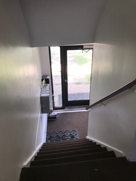More Photos Of 8235 Buffalo Ave, Niagara Falls Apartments For Sale