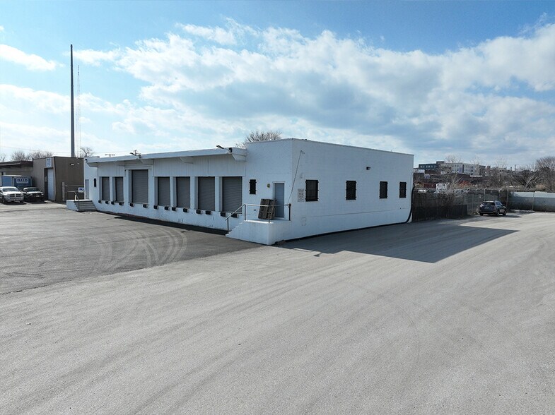 More Photos Of 300 S Kresson St, Baltimore Warehouse For Sale