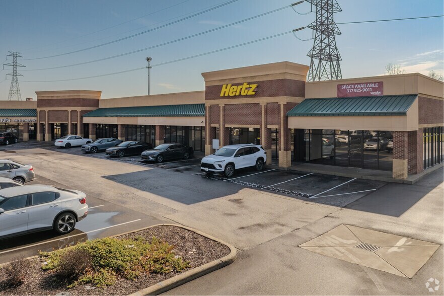 More Photos Of 1370 Veterans Pky, Clarksville Restaurant For Sale