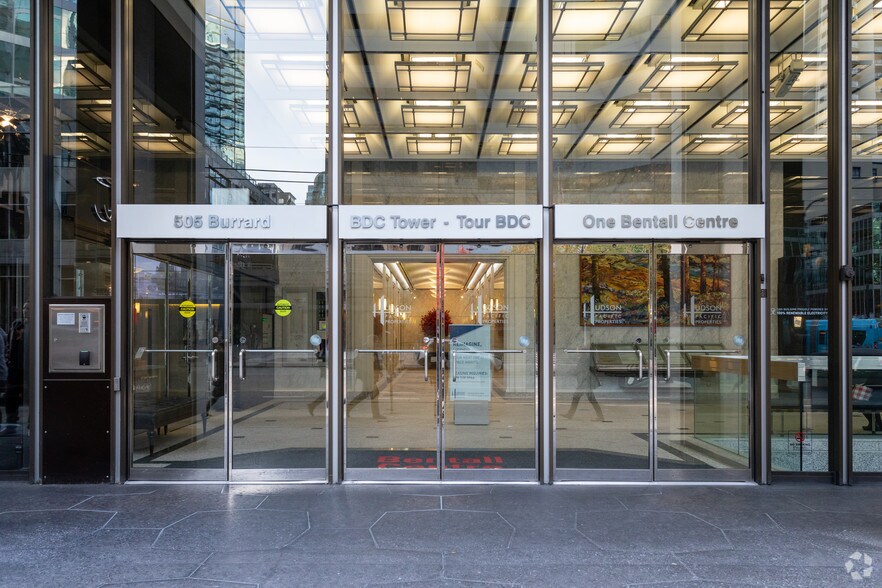 More Photos Of 505 Burrard St, Vancouver Office For Lease