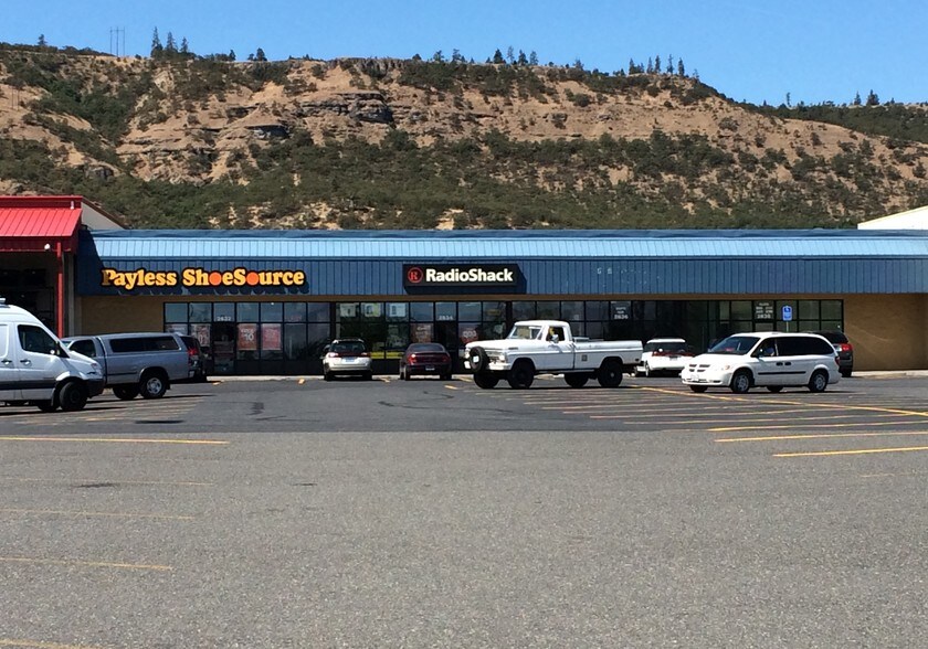 More Photos Of 2632-2638 W Sixth St, The Dalles Storefront Retail Office For Lease