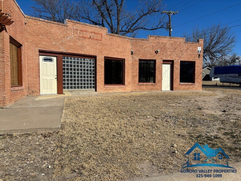 More Photos Of 324 E Harris St, San Angelo Medical For Lease