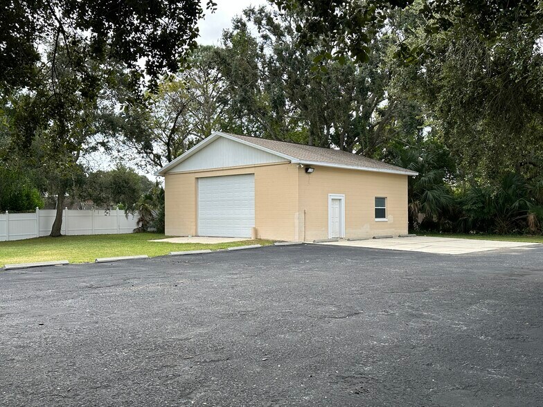 More Photos Of 3875 Nova Rd, Port Orange Medical For Lease