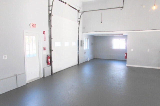 More Photos Of 60R Main St, Rowley Storefront Retail Office For Lease