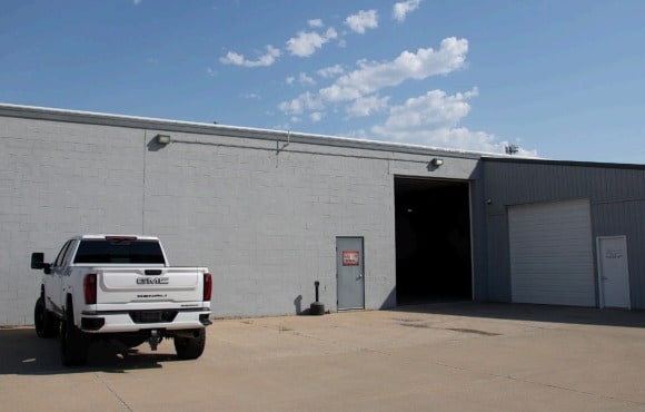 More Photos Of 1800 Scherer Pky, Saint Charles Manufacturing For Lease