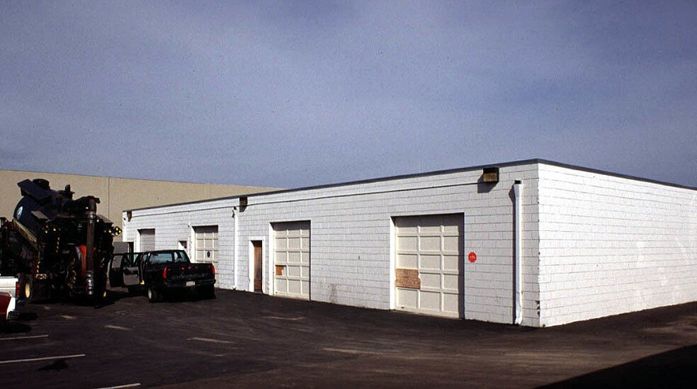 More Photos Of 1933-1941 Republic Ave, San Leandro Warehouse For Lease