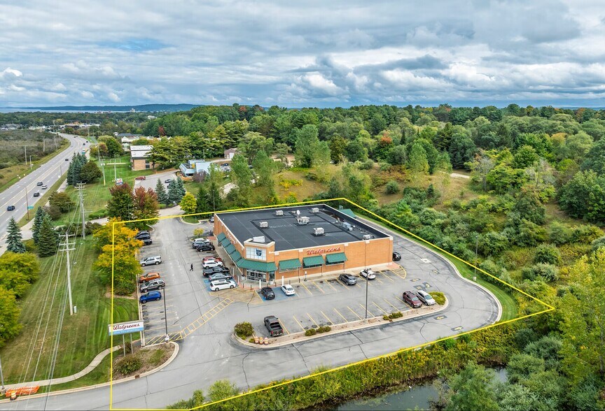 More Photos Of 3900 N US 31 South, Traverse City General Retail For Sale